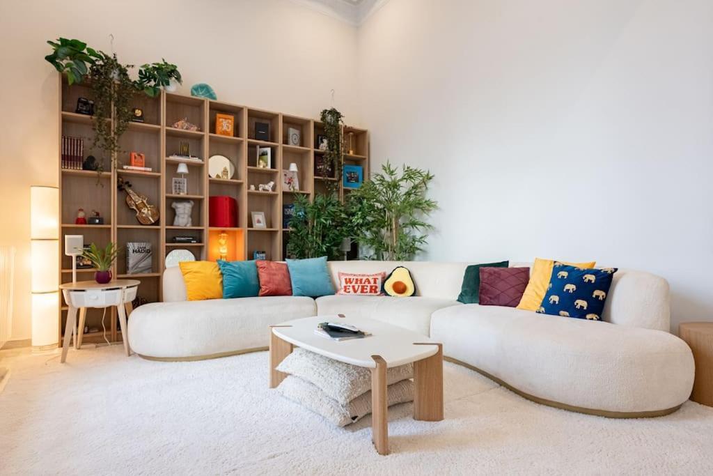 Apartment Lux 3 Bed 2 Bath Near Park, Metro, Museums In Born Barcelona